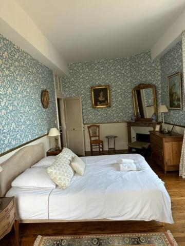 Bed & Breakfast Chateau De La Chabroulie