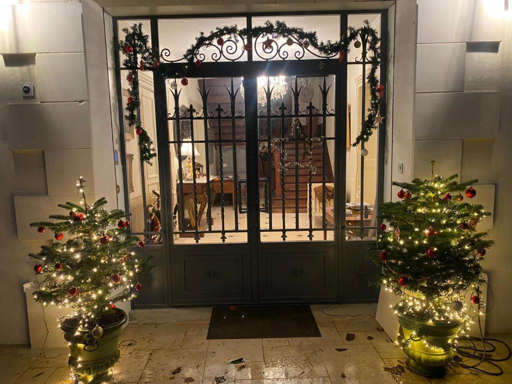 Chateau De La Chabroulie Bed & Breakfast